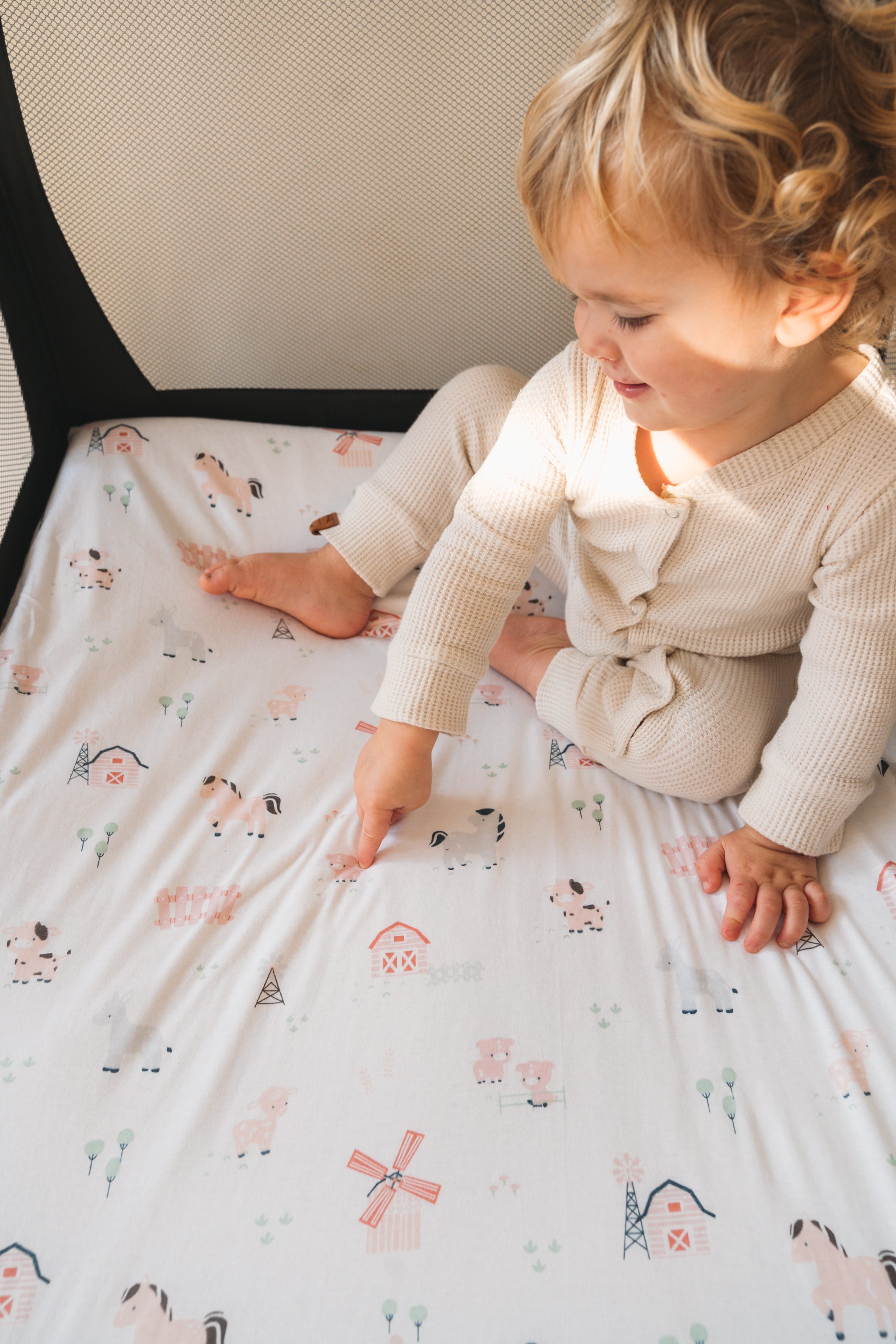 UPPABaby Vista 2 Bassinet Oval Sheets – Joey + Joan